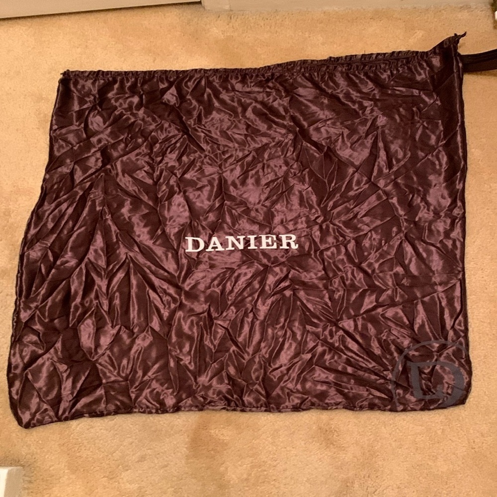 Daniel Satin Dust Bag